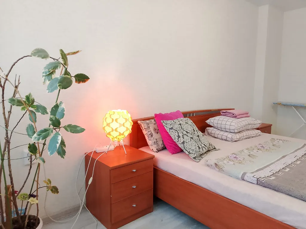 Светлая квартира с кондиционером рядом с парком Якутова — аренда посуточно в Уфа