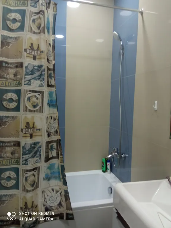 Современная новая квартира рядом с набережной реки Волга