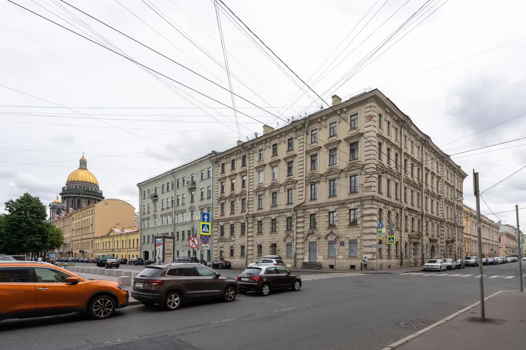 Изящная квартира у Исаакиевского собора