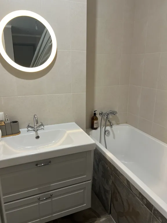 Уютная квартира в самом центре города, закрытая территория с парковкой