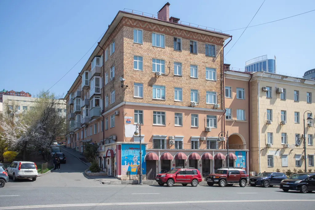 Квартира Квартира Двухуровневая дизайнерская студия — Владивосток