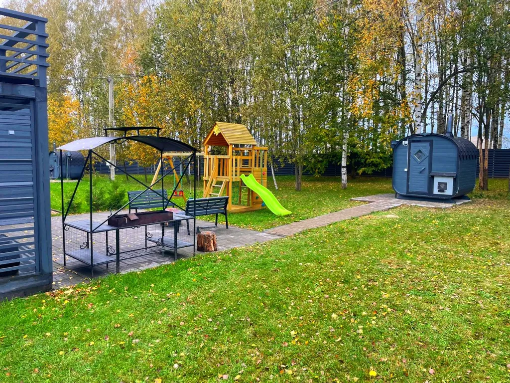 Коттедж Домик с индивидуальной детской площадкой на берегу Можайского водохранилища — Можайск