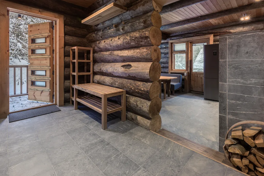 Дом из бревна kelo