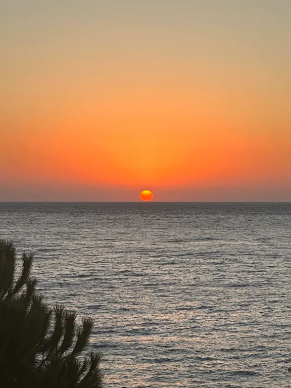 СПА«Ливадийский», ЖК Азор. Уютный 4х местный номер с видом на море 2эт