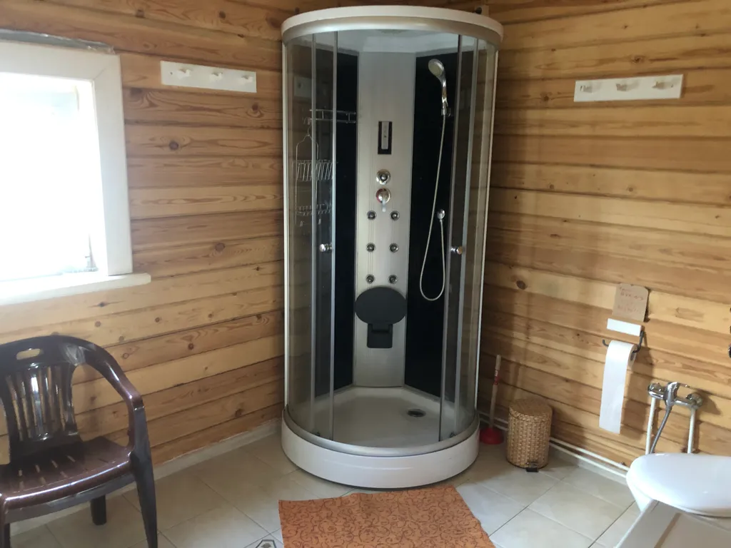 Большой уютный деревянный коттедж на самом берегу Ладожских шхер