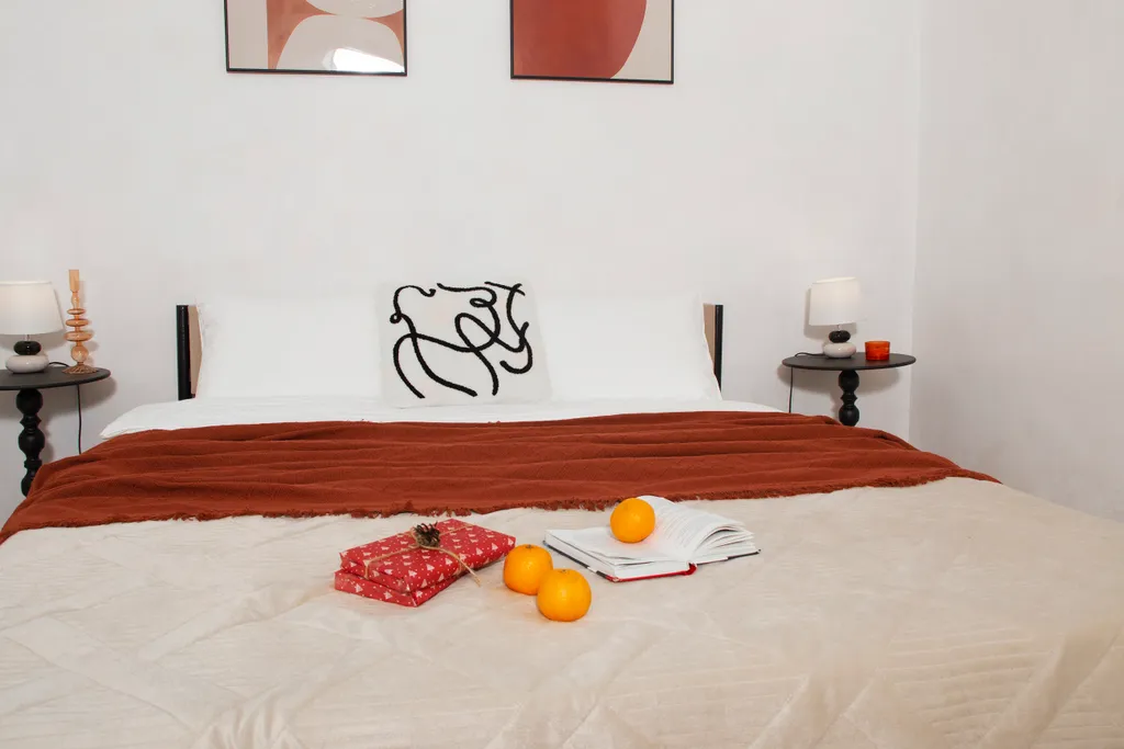 Просторная теплая квартира в центре с дизайнерским ремонтом