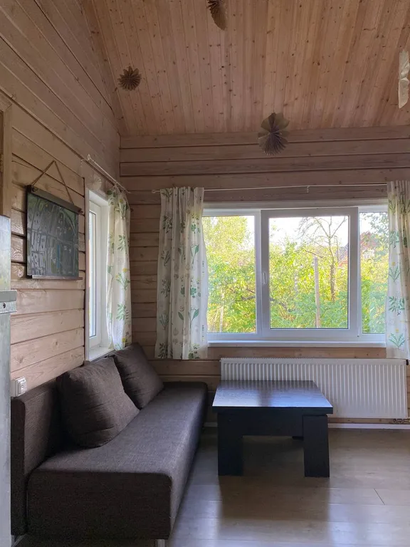 Коттедж Деревянный дом с фонариками вблизи дворцов и парков — Санкт-Петербург