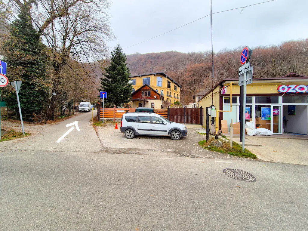 Просторная квартира с видом на горы