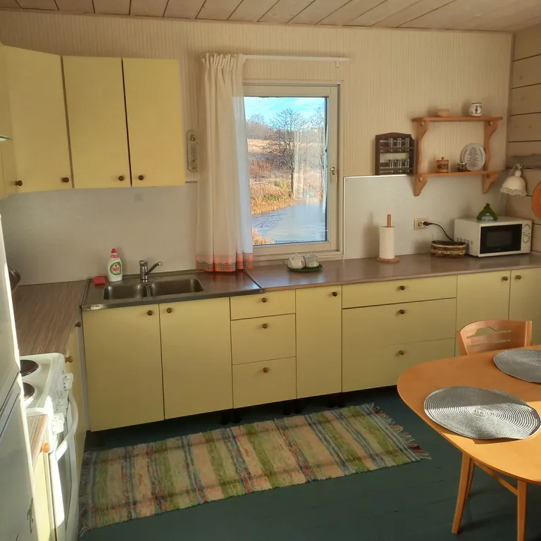 Дом с видом на озеро