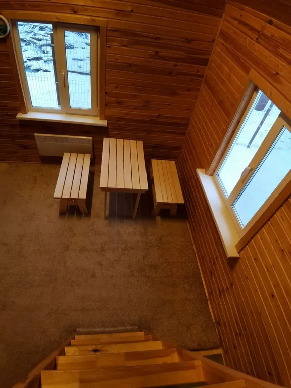 Уединённый загородный дом с баней на большом участке