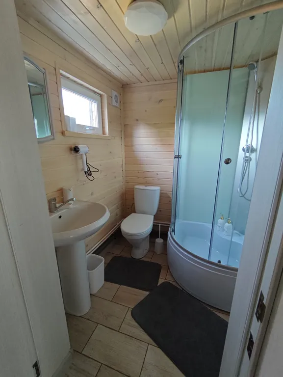 Гостевой двухместный домик