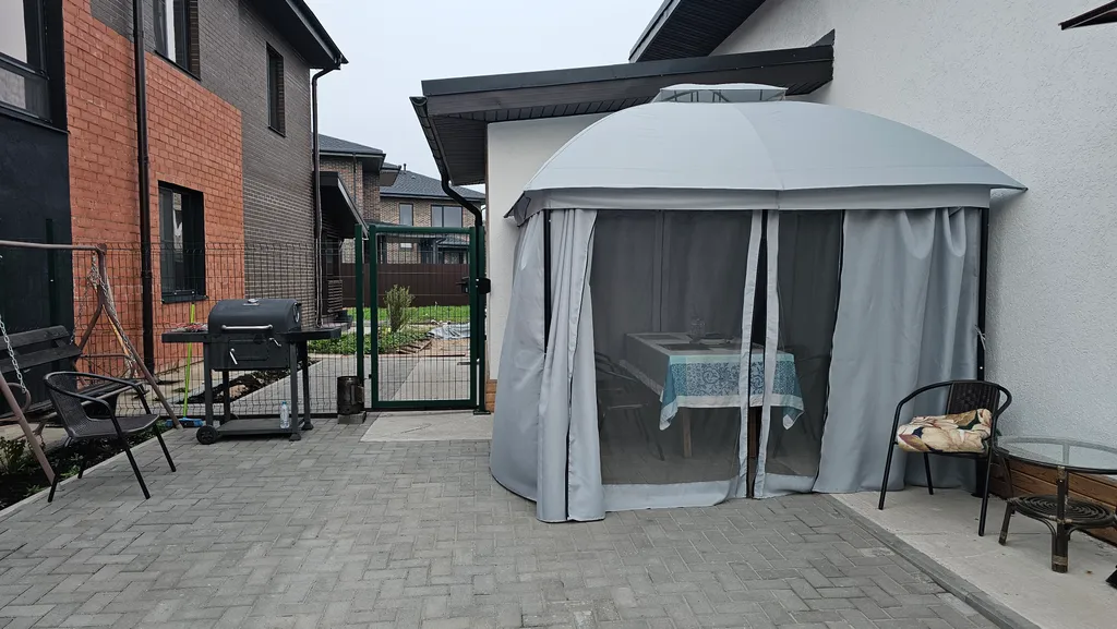 Двухуровневый домик в центре