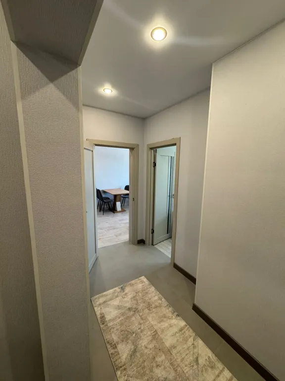 Квартира у Сити-молла с видом на рассвет и горы