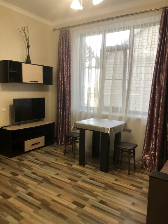 Квартира Уютная квартира в частном домовладении с двором и зоной барбекю — Геленджик