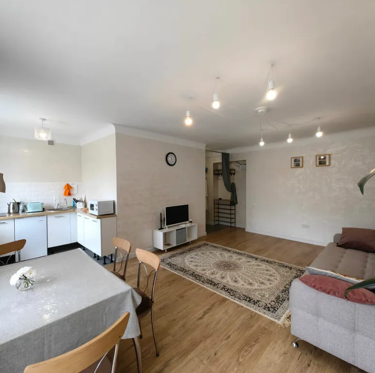 Идеальная квартира в центре с потрясающими видами и радушной хозяйкой