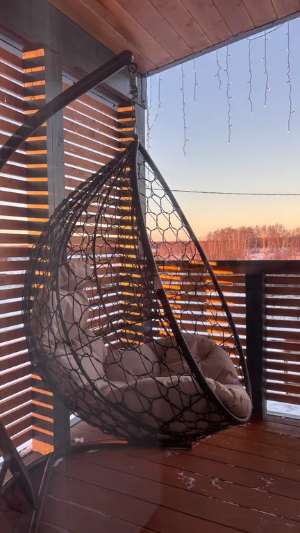 Уютный новый дом с сауной включена в стоимость и видом на озеро и лес