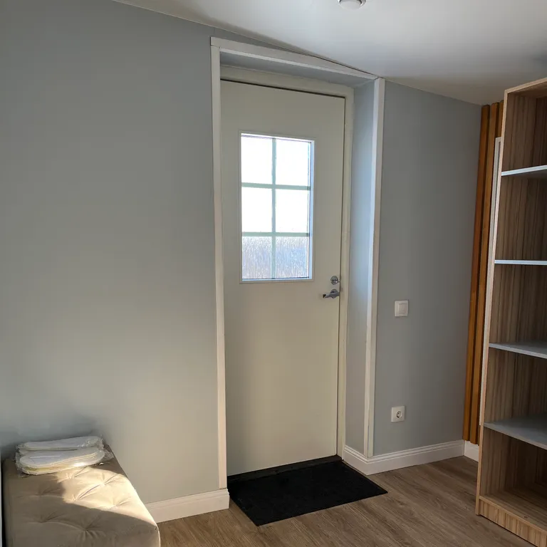 Sampo, двухэтажный дом с гостиной и видом на озеро в Карелии