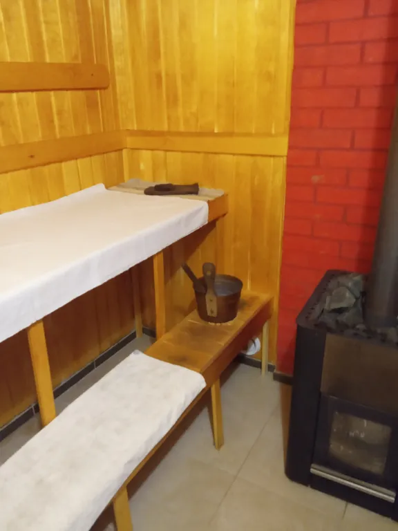 Дом на озере Вуокса с баней и беседкой