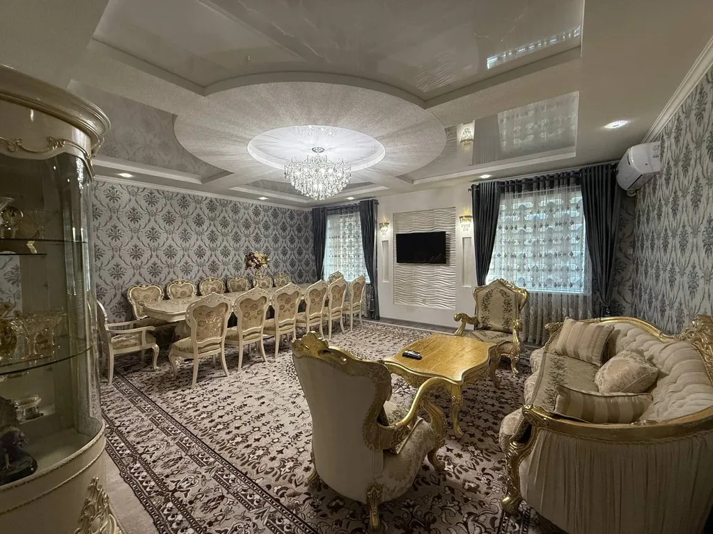 5-комнатная Квартира