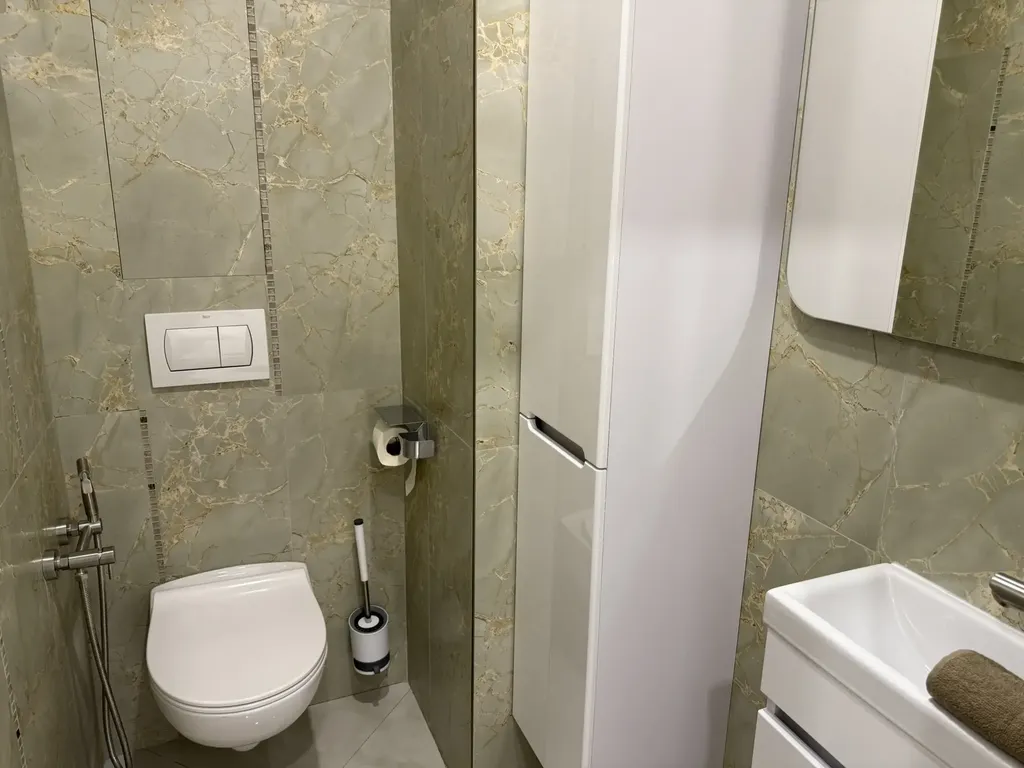 Квартира Двухкомнатная квартира у озера в центре Краснодара — Краснодар