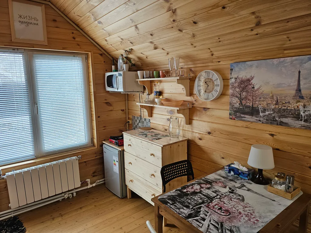 Таунхаус возле города с баней и купелью