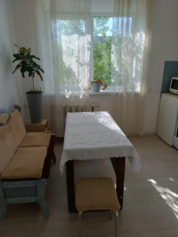 Двухкомнатная квартира у парка в тихом пригороде Калининграда