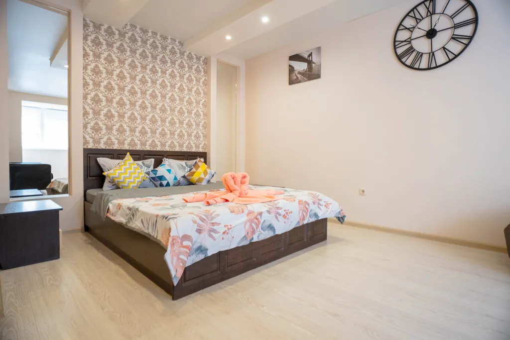 Квартира Студия со светлым ремонтом в новом доме — аренда посуточно в Тула