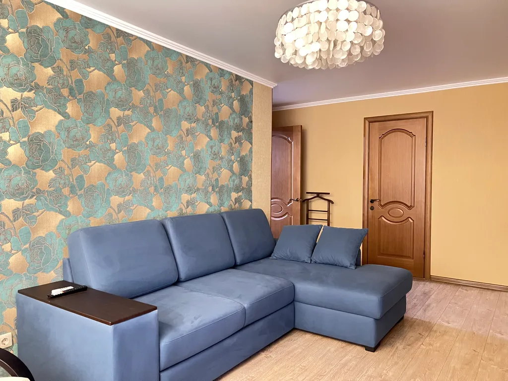 Квартира Квартира Двухкомнатная семейная в 5 минут от моря — Геленджик