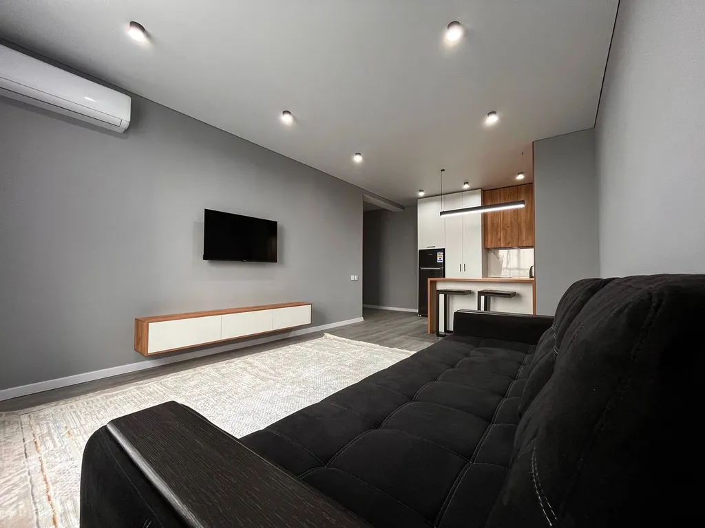 Great «Raimbek residence» centre of Almaty & drinking water as a gift