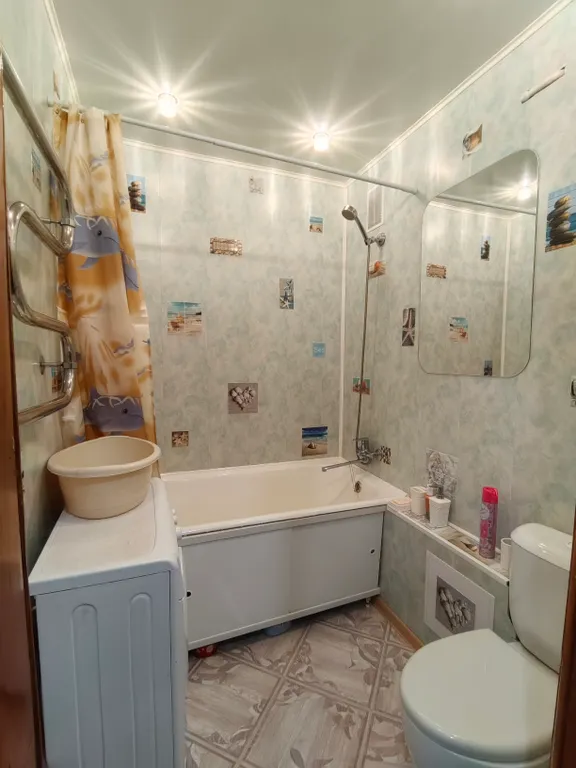 Апартаменты в центре города с отдельной кухней и балконом