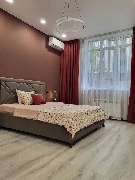 Евродвушка с авторским дизайном, в центре, около Мега парка