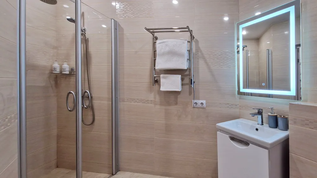 Квартира Двухкомнатная квартира у моря с бассейном — Адлер