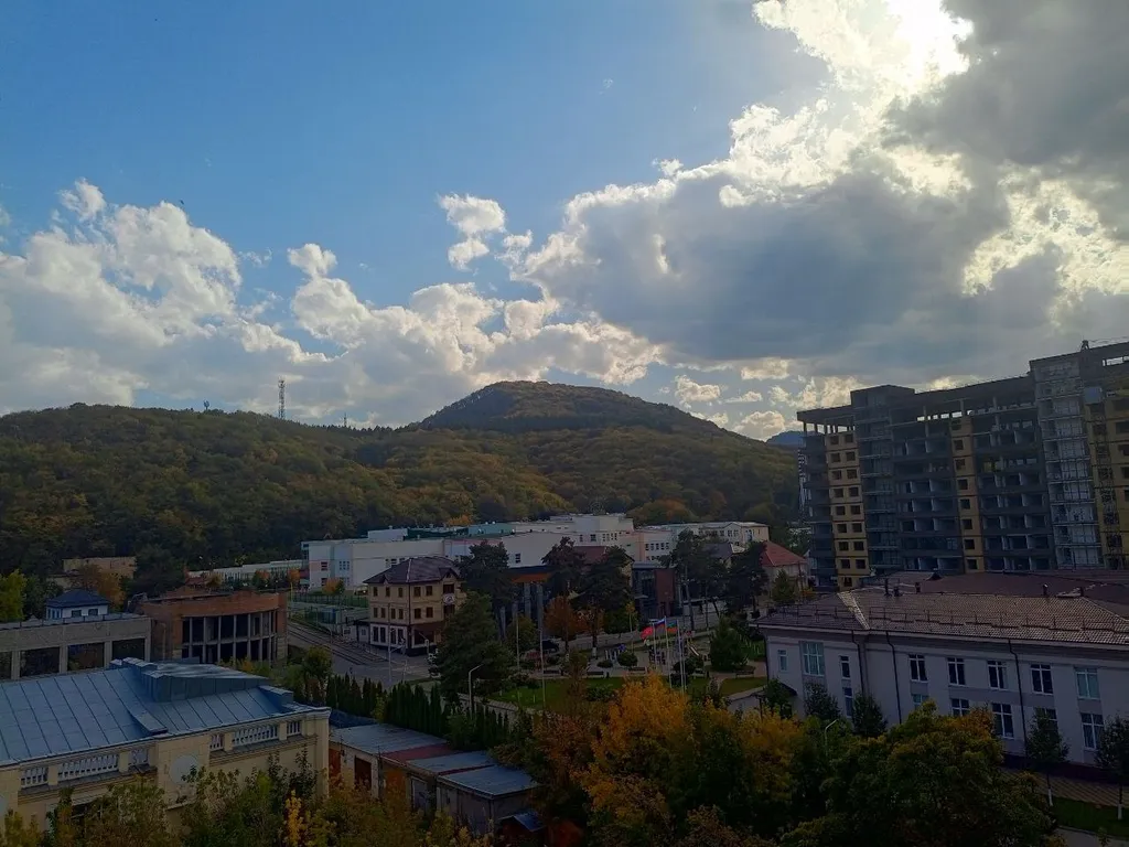 Уютная квартира в центре города — аренда посуточно в Карачаевск