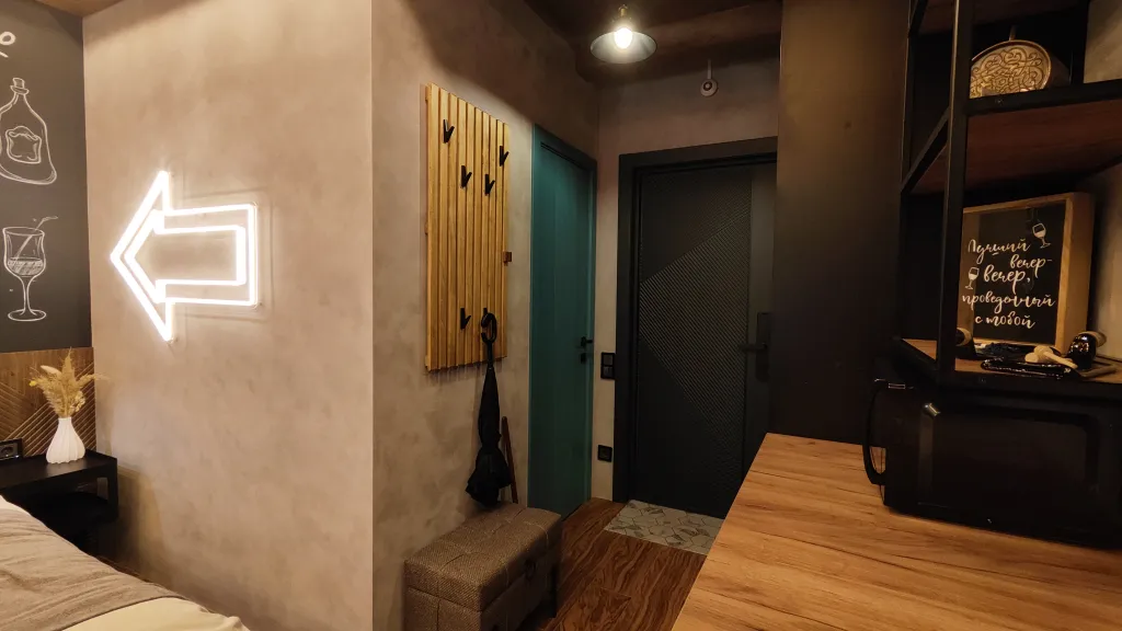 Оригинальная студия на берегу Волги