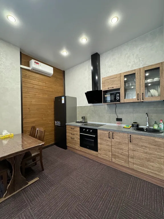 Студия и спальня с панорамными окнами