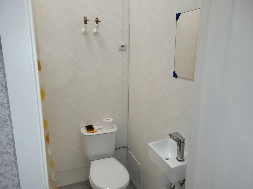 Мини-студия с балконом рядом с ДВГУПС и ЖД вокзалом