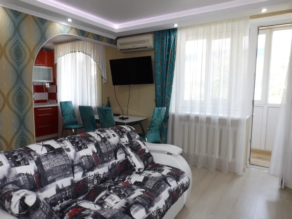 1-комнатная Квартира — аренда посуточно в Евпатория