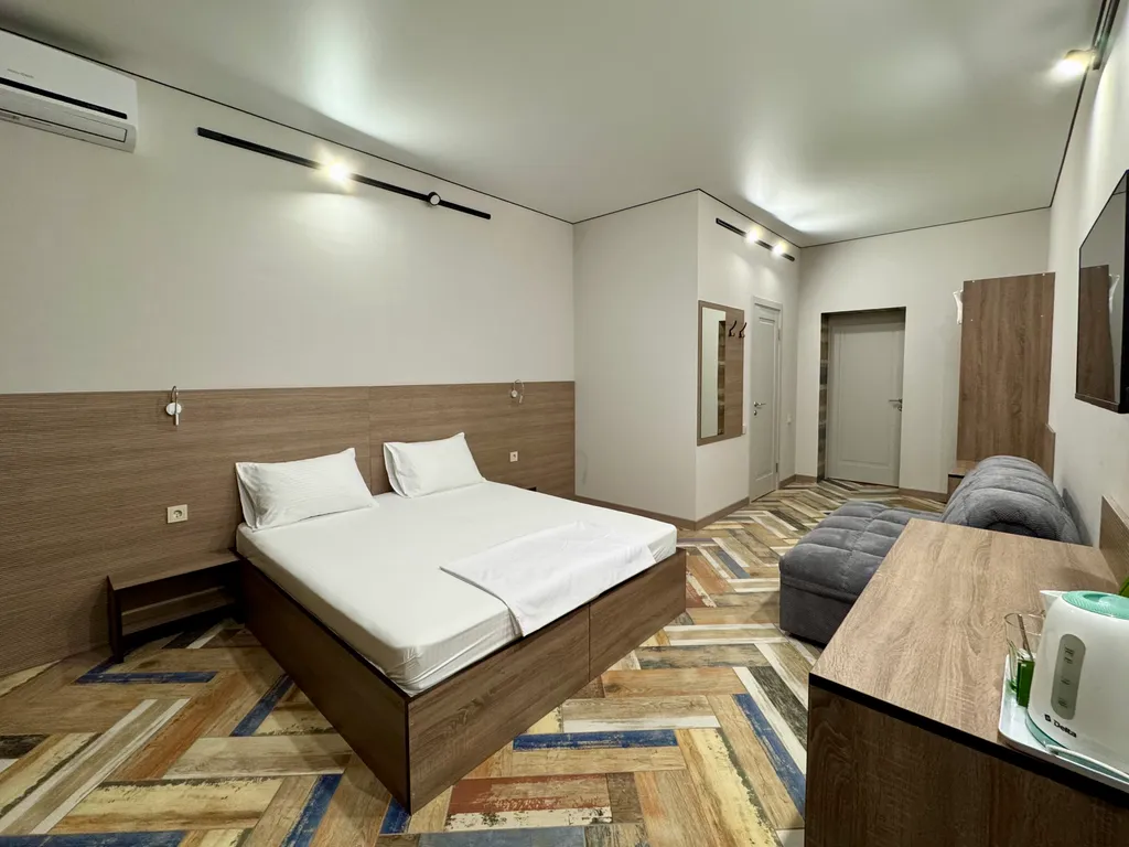 Студия улучшенная на 4 человек