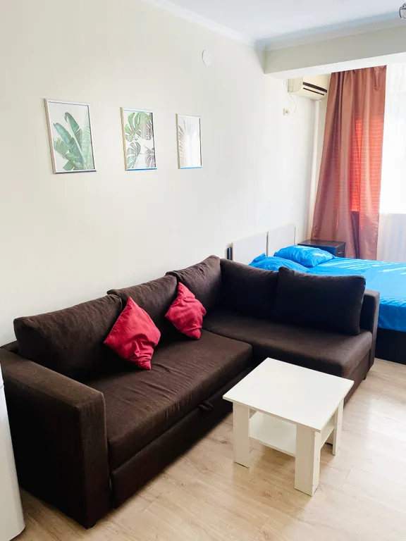 Квартира Уютная квартира в Центральном районе Сочи на первой линии от моря — Сочи