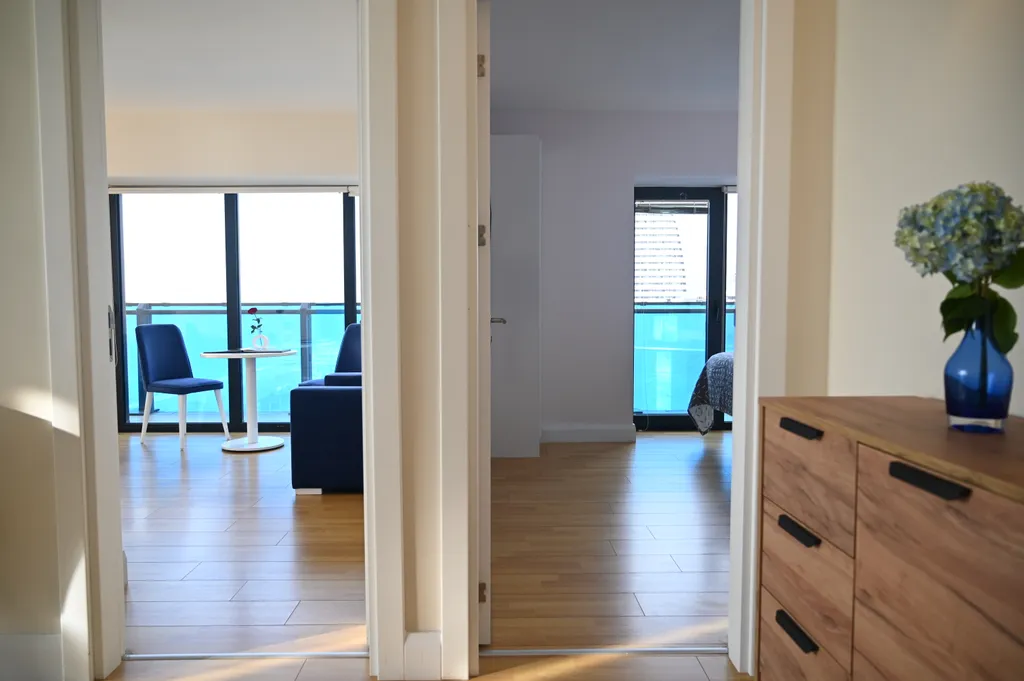 Большая 2+1 с шикарным видом на море и набережную, 22 этаж