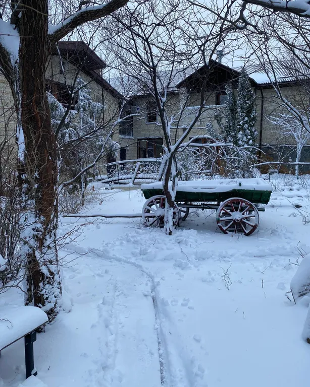 Гостиница с садом и баней