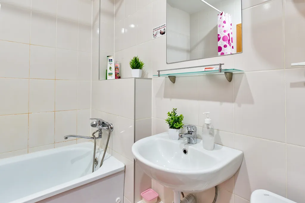 Уютная двухкомнатная квартира с отдельной кухней на 7 человек