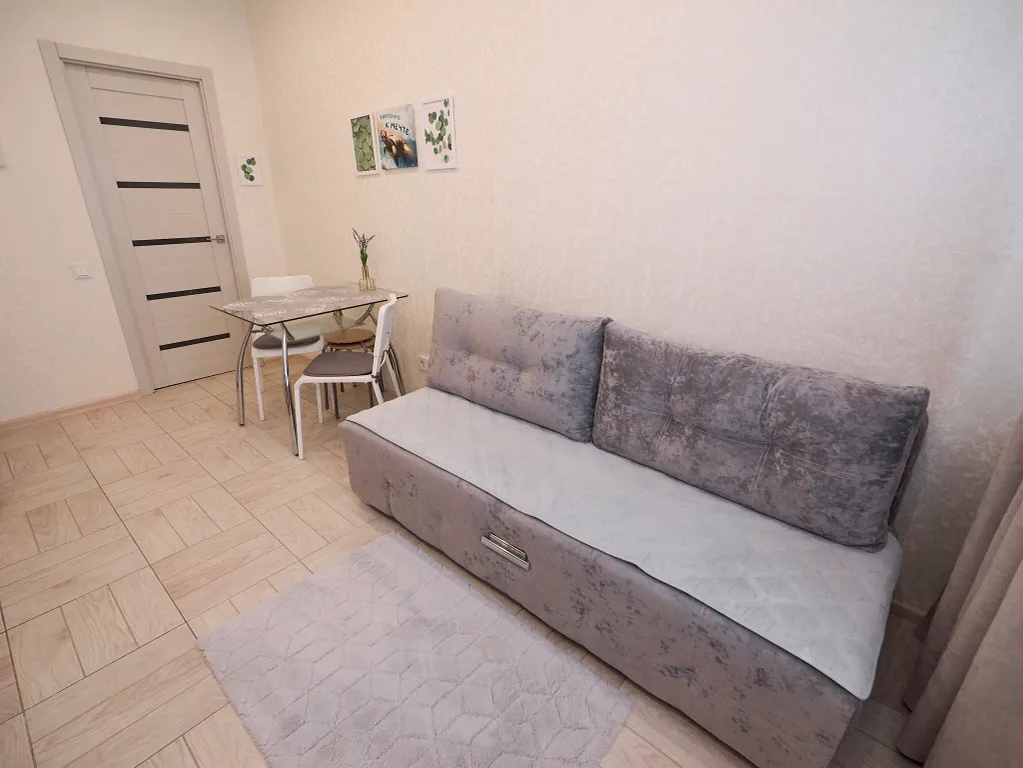 Уютная квартира для идеального отдыха, площадь Лядова, ТЦ Небо и Океанис