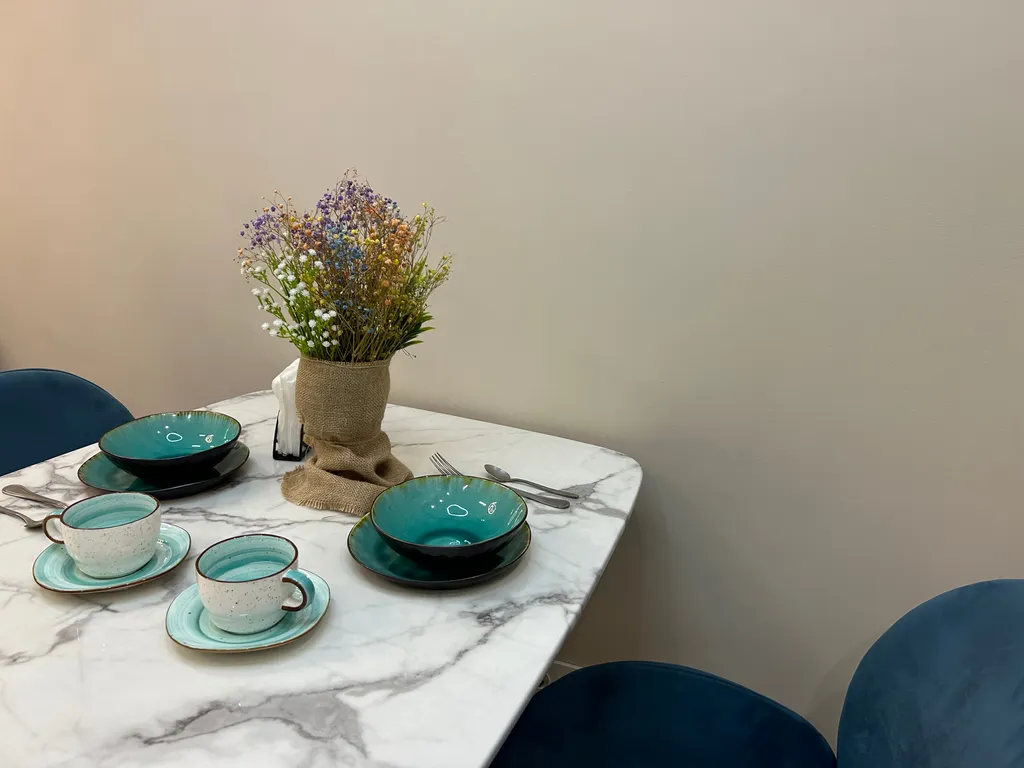 Стильная квартира с балконом в верхней части города