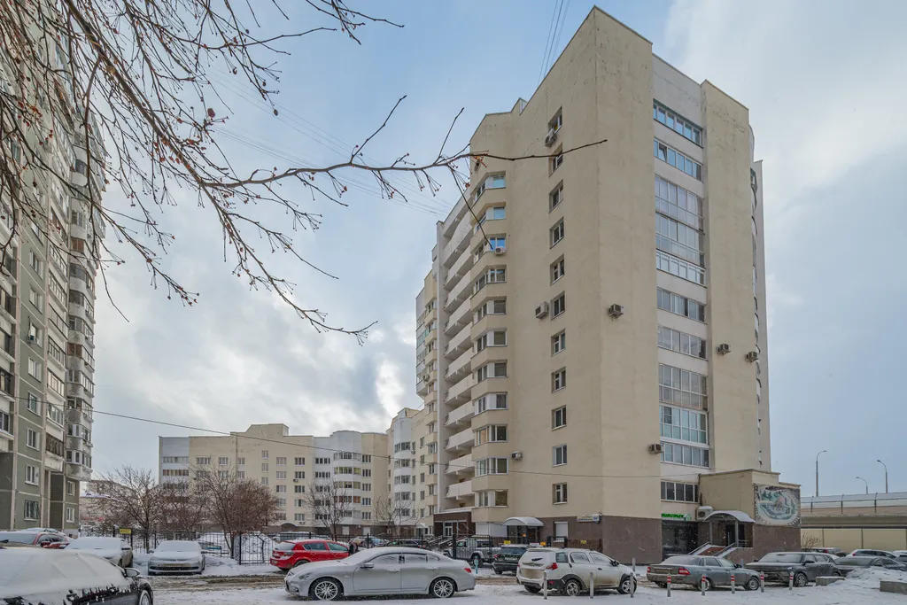 Шикарная 3-комнатная квартира с дизайнерским ремонтом в центре