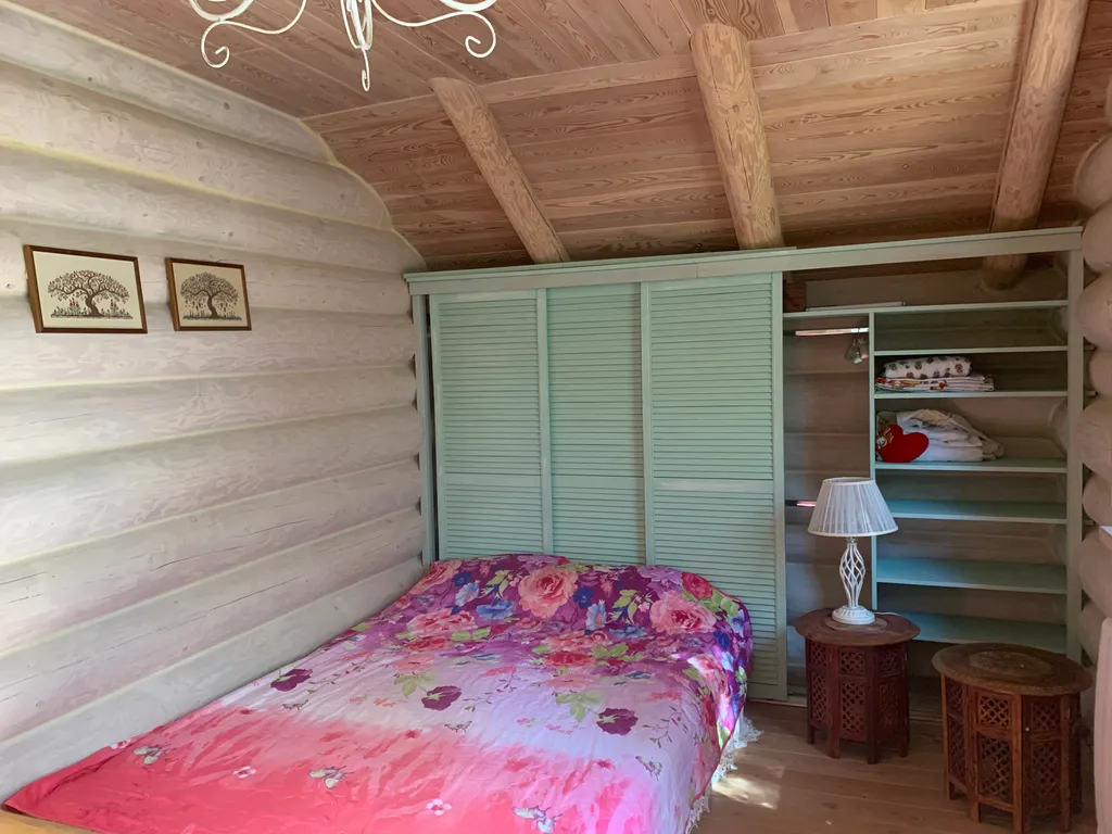 Усадьба Хоромы в соснах