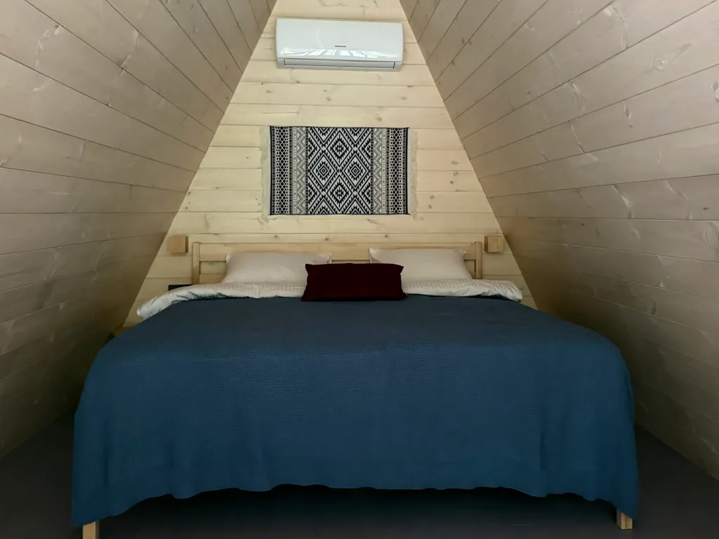 Уютный А-фрейм Ручей с баней и чаном