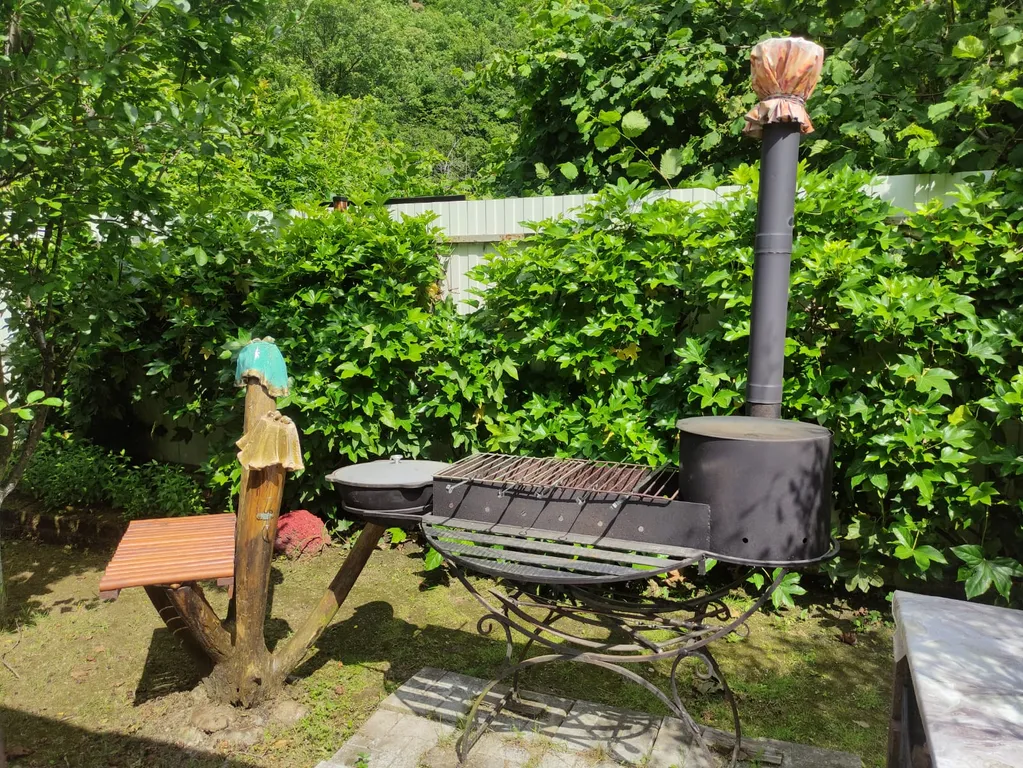 Двухуровневая квартира у реки и моря, рыбалка и мангал