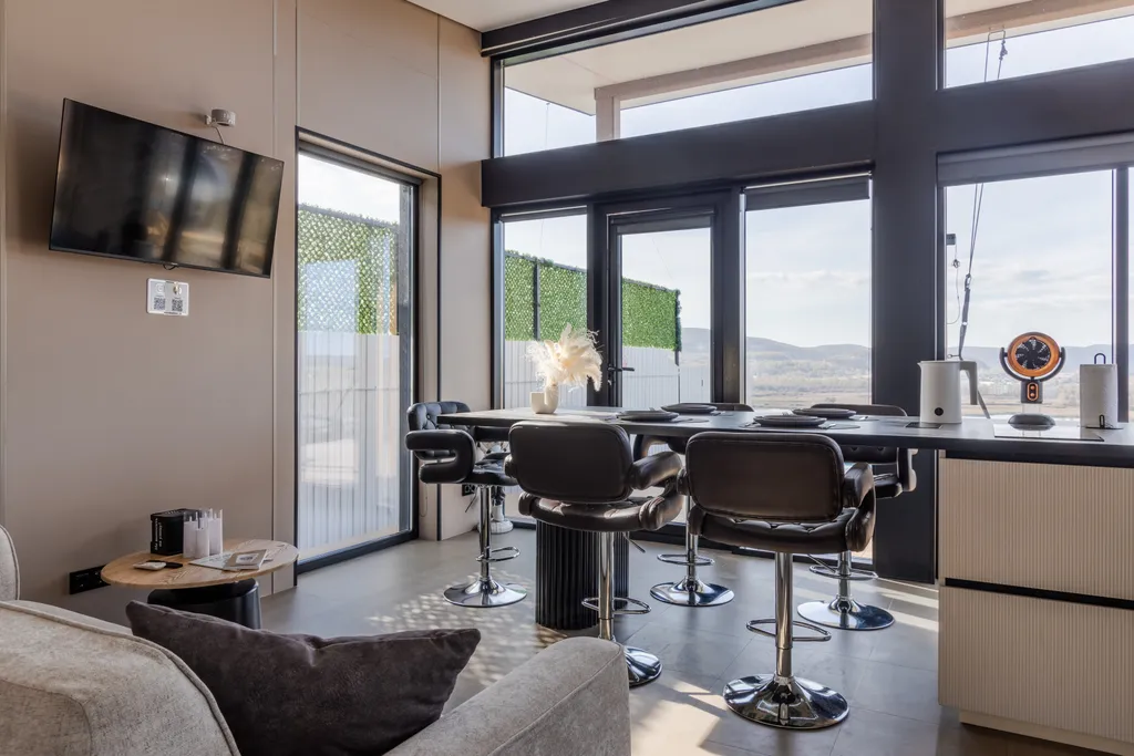 Дом Марс-48 премиум класса с уникальным видом на горы и реку Сок