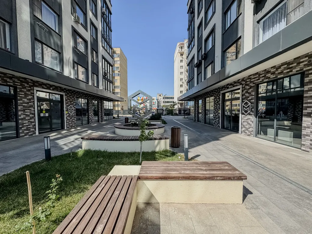 Уютная студия в центре с рабочим местом